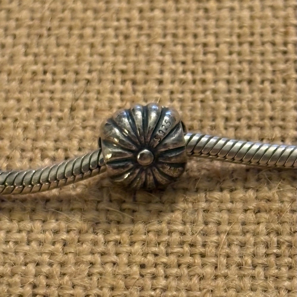 Pandora cat charm - Picture 2 of 3